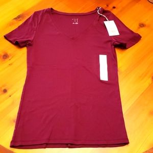 Maroon Burgundy womens short sleeve tee sz small